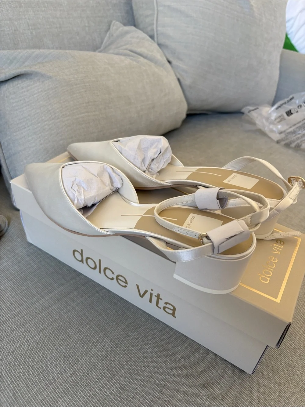 Dolce Vita Carrey White Satin Pointed Toe Block Heel Pumps | Women’s 9